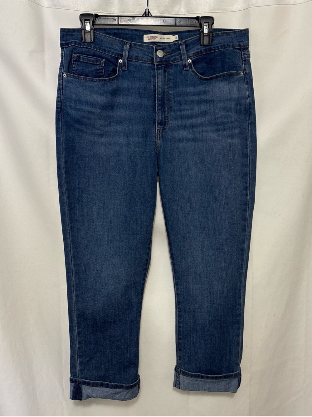 Levi's Dark Blue Cropped Capri Jeans. Size 12. EUC.